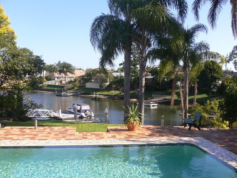 14 Donegal Crescent, Sorrento QLD 4217