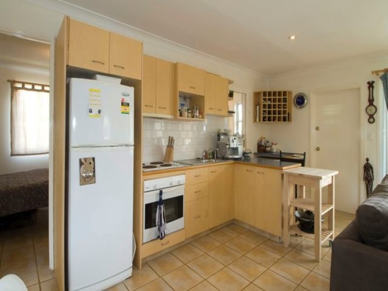 21 Merrimac Boulevard, Broadbeach Waters QLD 4218