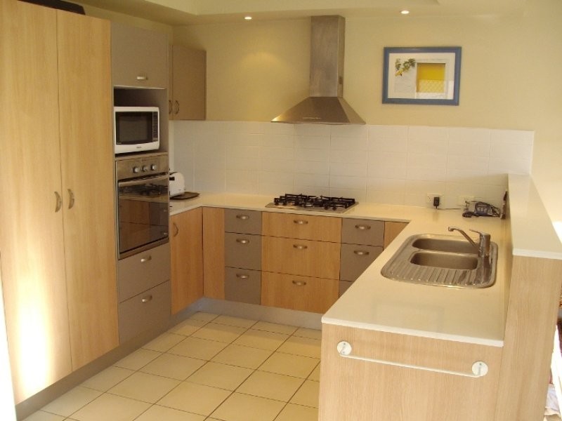 10 Oxford Court, Robina QLD 4226