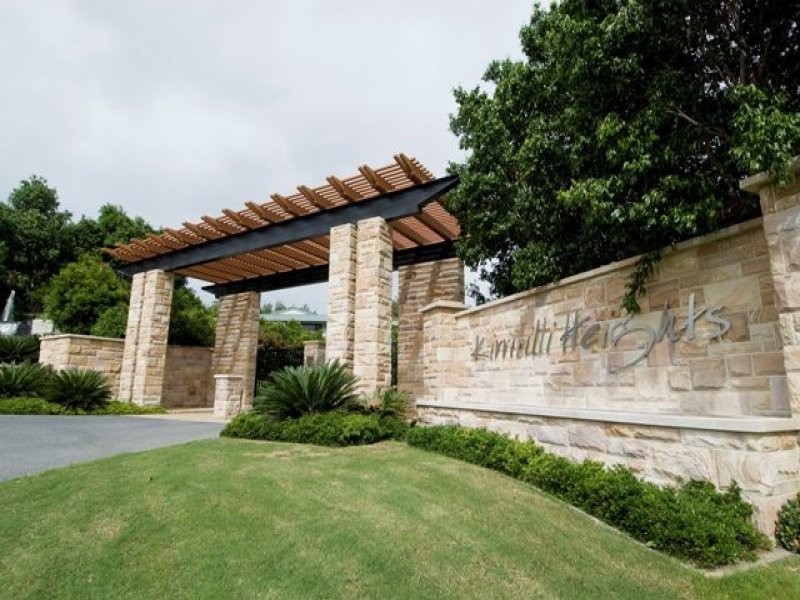 10 ‘Kirribilli Heights’, 2 Ridgeline Way, Highland Park QLD 4211