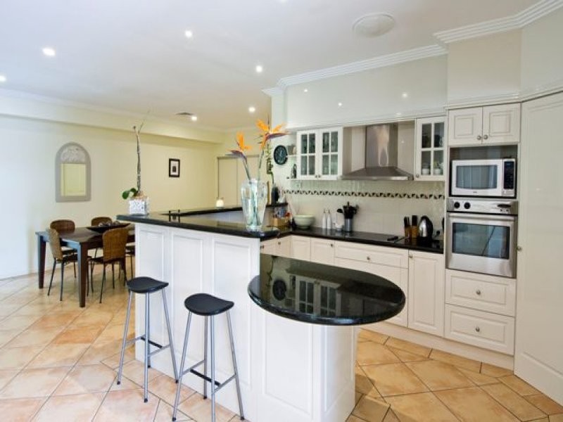 10 Hillridge Crescent, Varsity Lakes QLD 4227