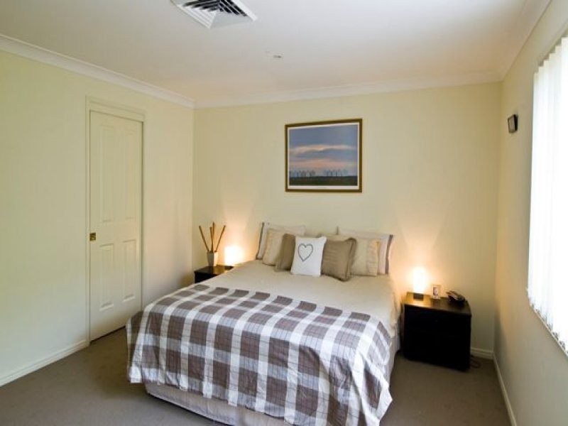 10 Hillridge Crescent, Varsity Lakes QLD 4227