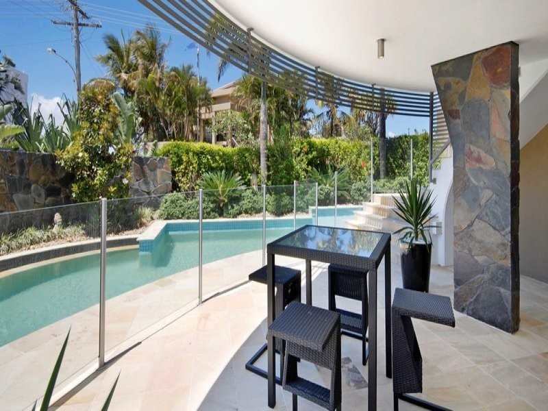 36 Hedges Avenue, Mermaid Beach QLD 4218