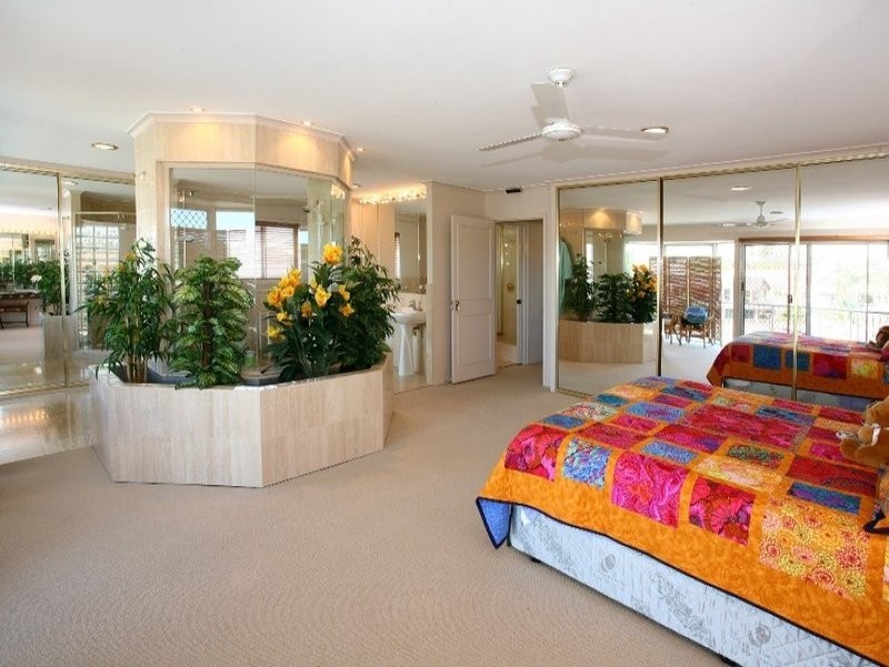 66 Boomerang Crescent, Sorrento QLD 4217