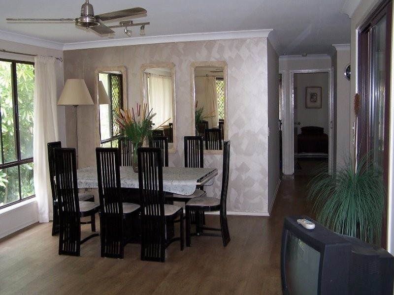 90 Albatross Avenue, Mermaid Beach QLD 4218