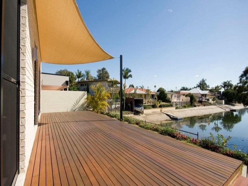 35 Merrimac Boulevard, Broadbeach Waters QLD 4218