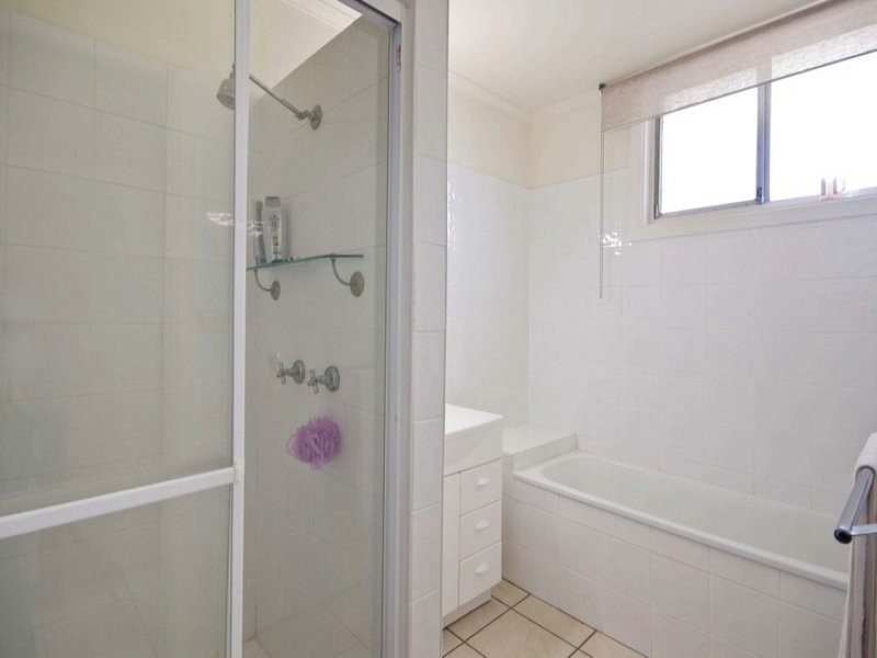 1 Coral Gables Key, Broadbeach Waters QLD 4218