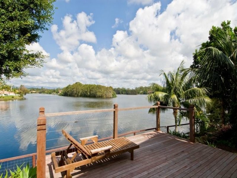 105 Newport Drive, Robina QLD 4226