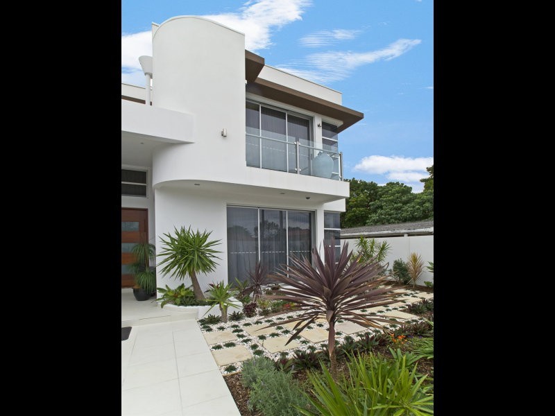 29 Hilda Street, Mermaid Beach QLD 4218