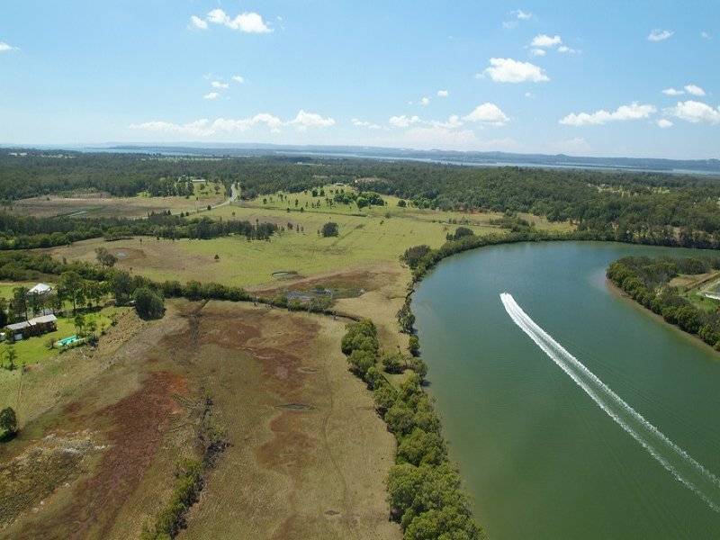 47 Rocky Passage Road, Redland Bay QLD 4165