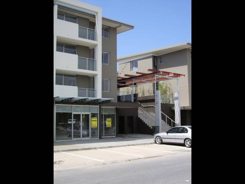 18 Executive Drive, Burleigh Waters QLD 4220