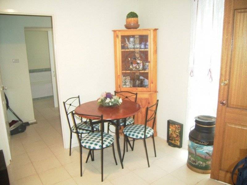 36 Valepark Crescent, Cranbourne VIC 3977