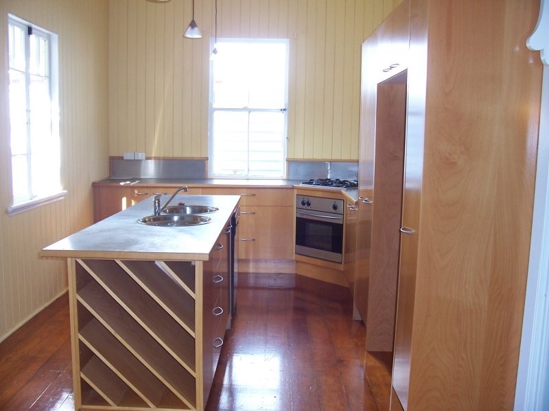 124 Toohey Street, Kangaroo Point QLD 4169