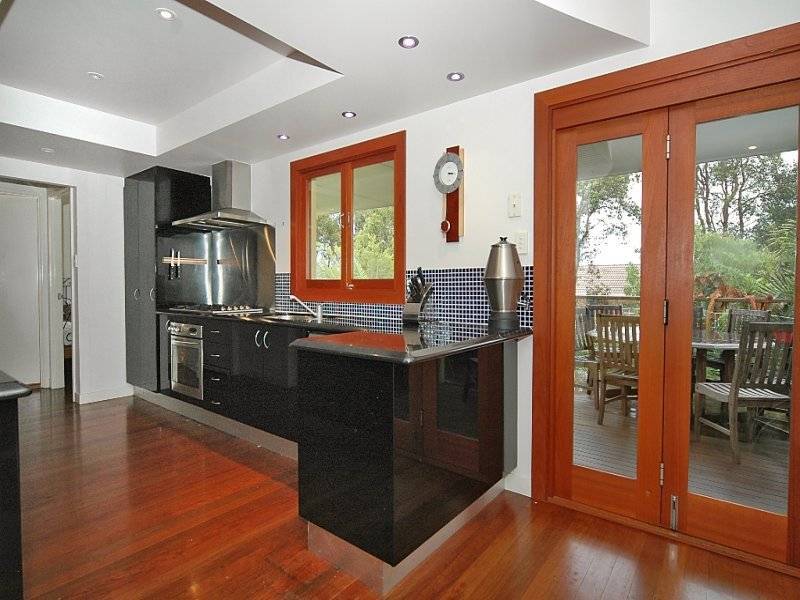 110 Buderim Avenue, Alexandra Headland QLD 4572