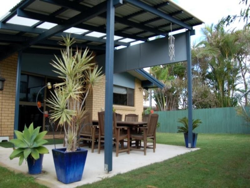 1 Curbarra Street, Buddina QLD 4575