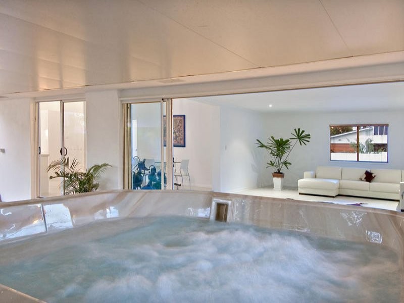 253 Oceanic Drive, Bokarina QLD 4575