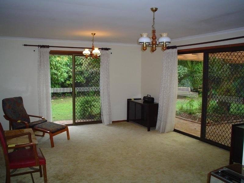 15 Bandaroo Street, Warana QLD 4575