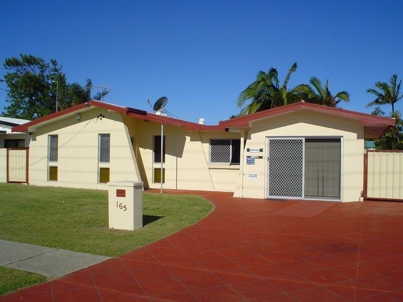 165 Nicklin Way, Warana QLD 4575