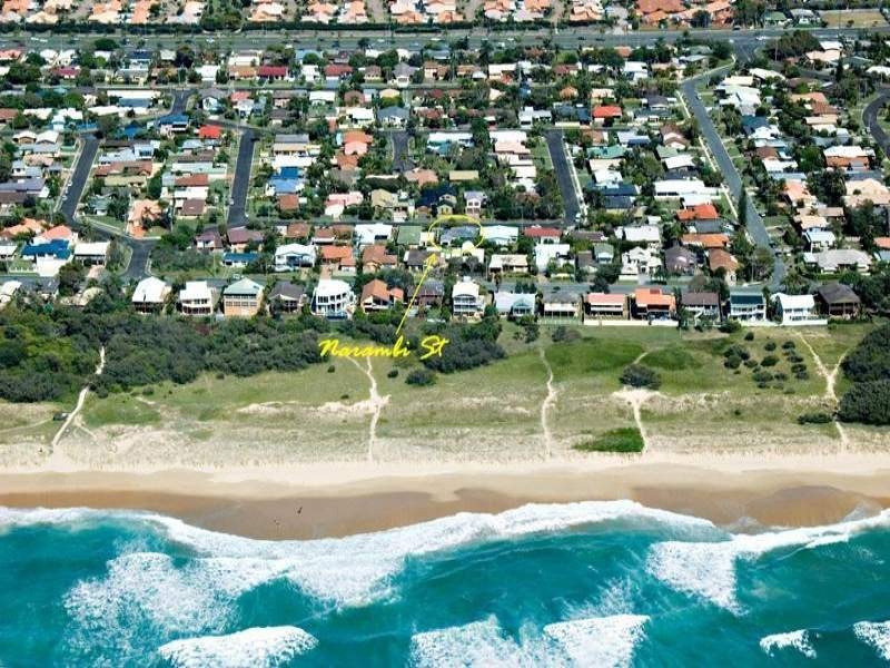 9 Narambi Street, Warana QLD 4575