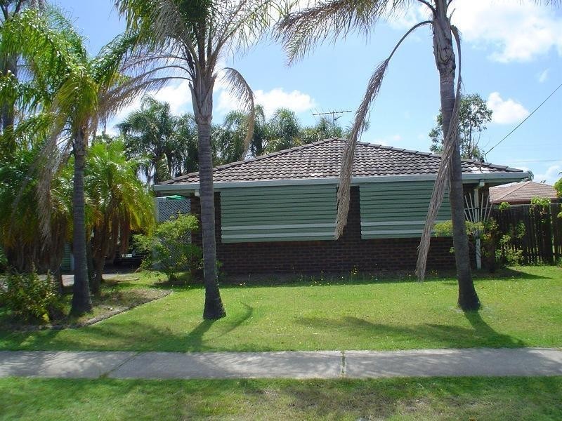 101 Nicklin Way, Warana QLD 4575