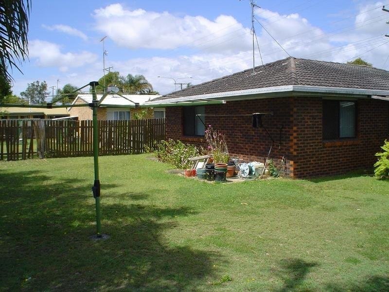 101 Nicklin Way, Warana QLD 4575