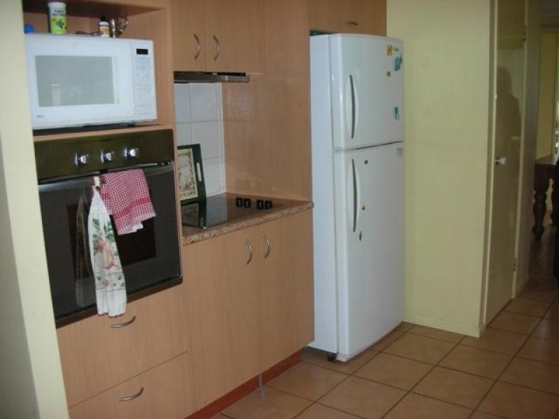 11 Martinique Court, Parrearra QLD 4575