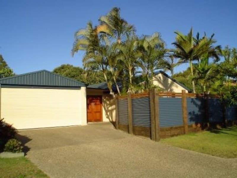 15 Honeysuckle Drive, Bokarina QLD 4575