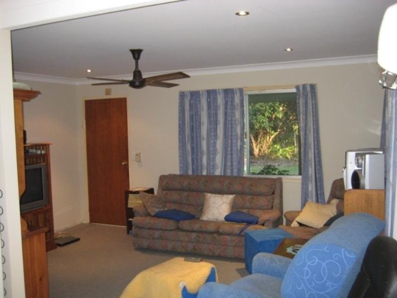28 Bray Road, Mooloolah Valley QLD 4553