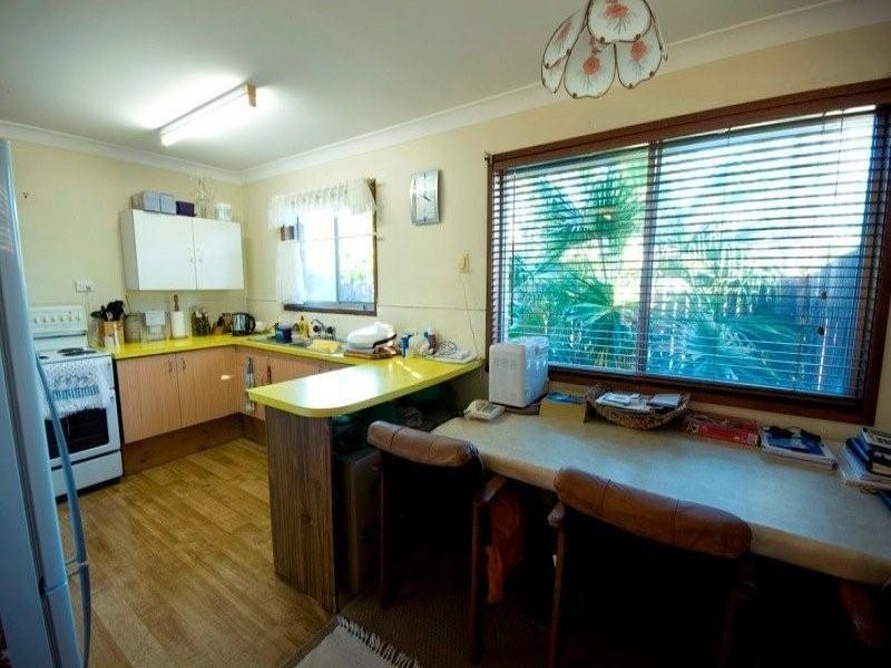 289 Nicklin Way, Warana QLD 4575