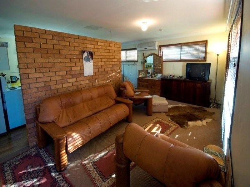 289 Nicklin Way, Warana QLD 4575