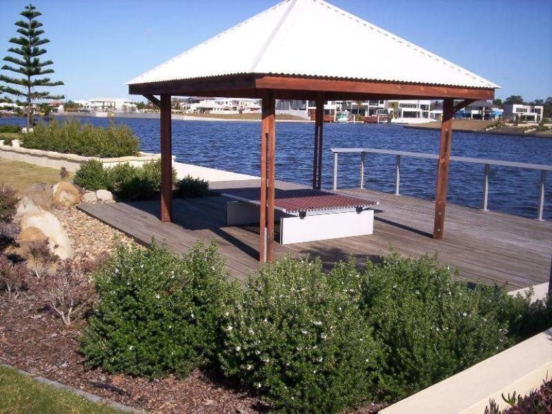 12 Landsdowne Street, Pelican Waters QLD 4551