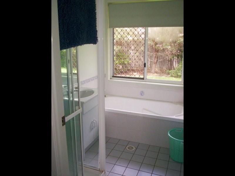 2 Murdoch Court, Sippy Downs QLD 4556