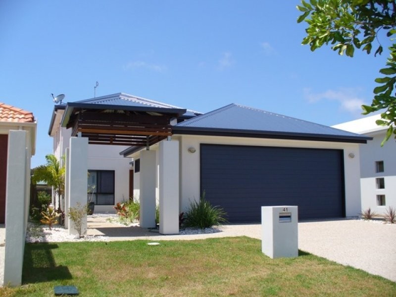 41 Tarawa Street, Kawana Island QLD 4575