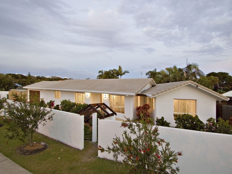 253 Oceanic Drive, Bokarina QLD 4575