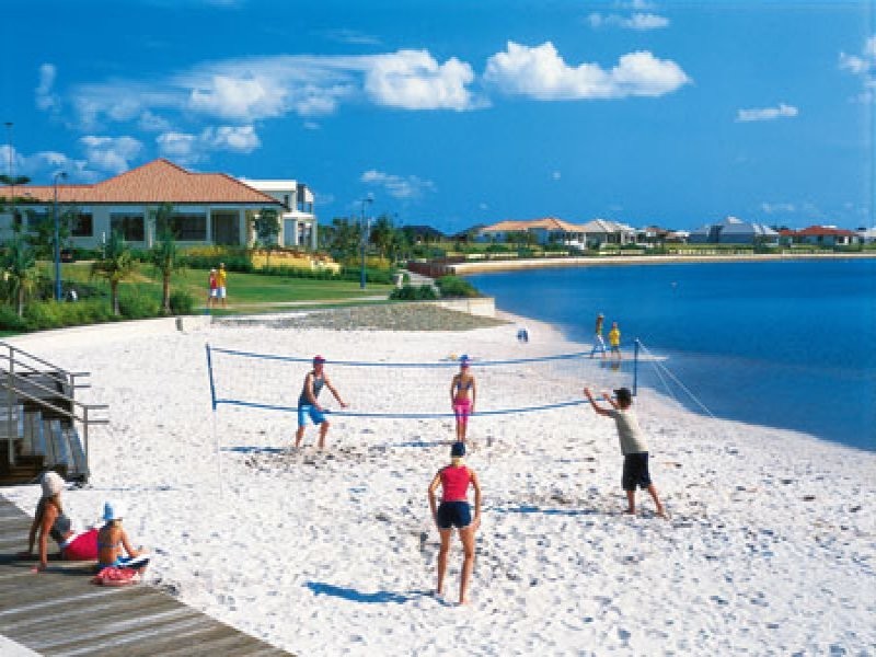 3 Sardinia Place, Kawana Island QLD 4575