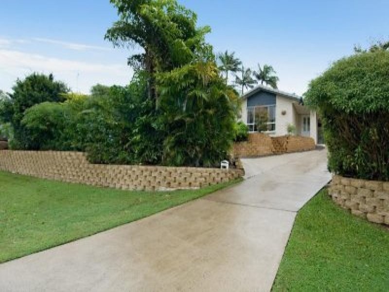 2 Noval Street, Aroona QLD 4551