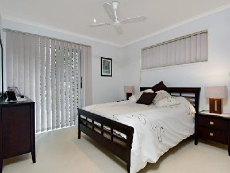 2 Noval Street, Aroona QLD 4551