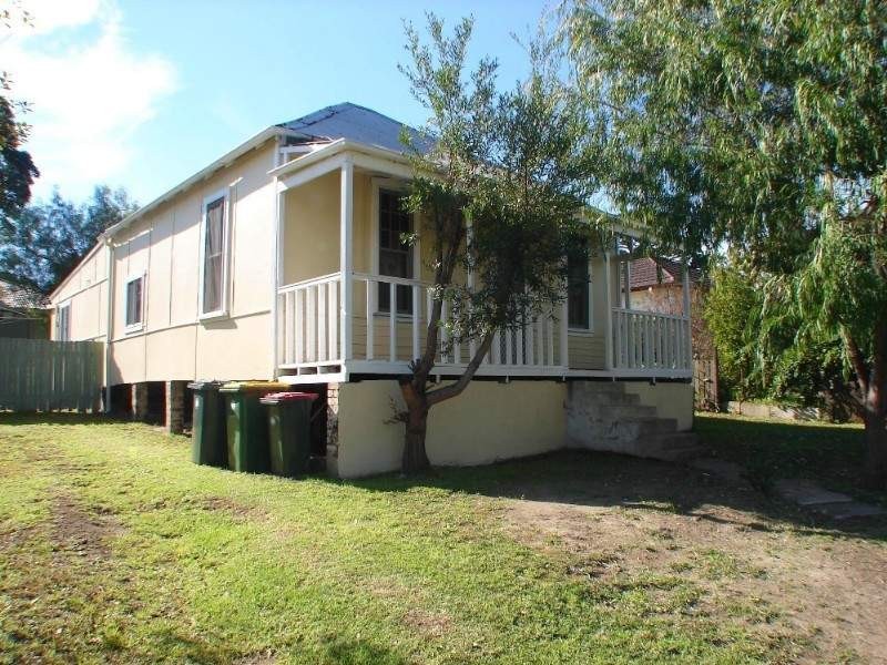 329 Forest Road, Sutherland NSW 2232