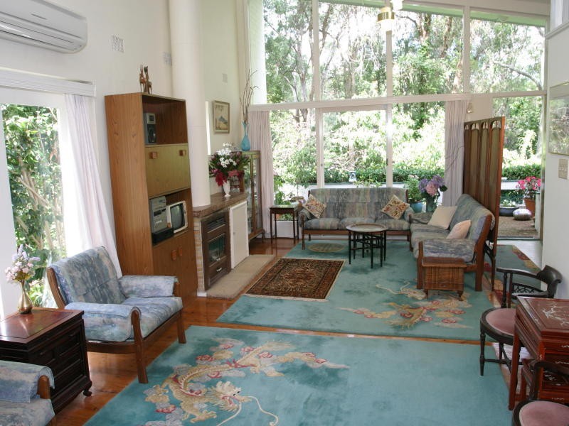 8 Wambool Street, Turramurra NSW 2074