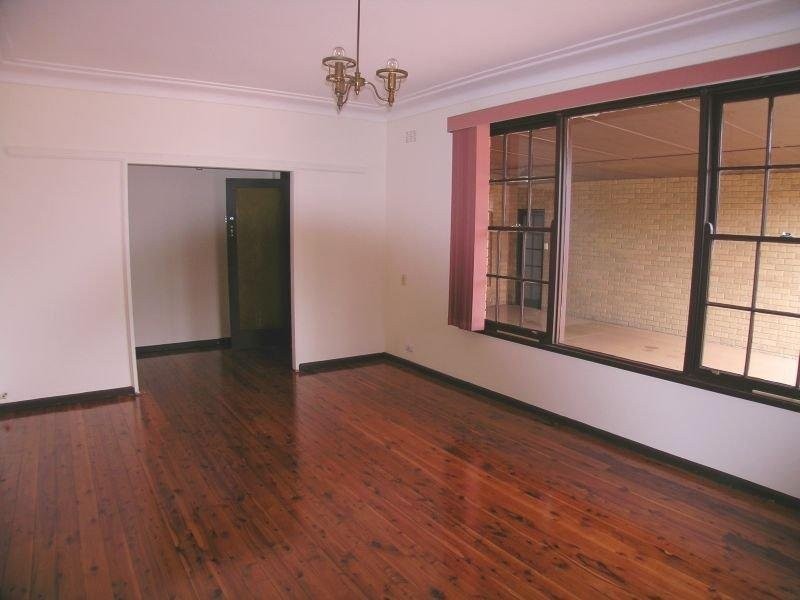 7 Sheather Avenue, St Ives NSW 2075