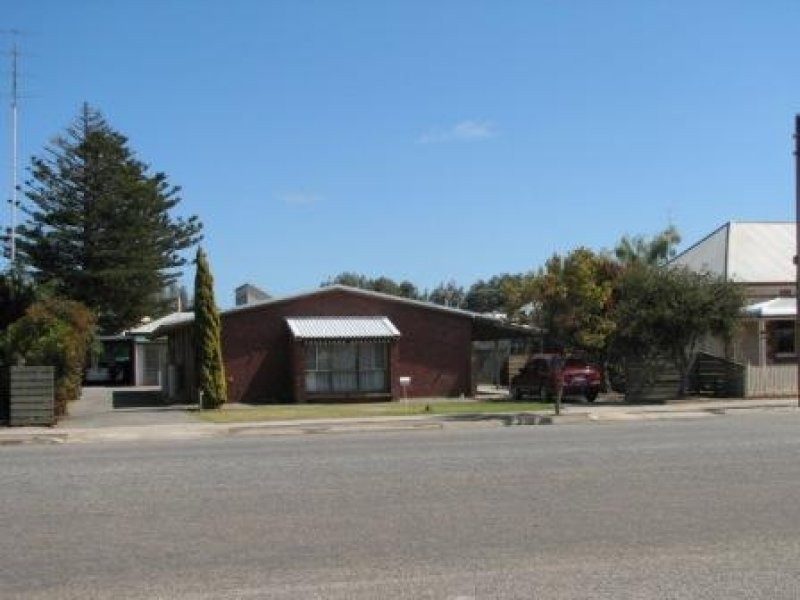 36 Spencer Street, Tumby Bay SA 5605