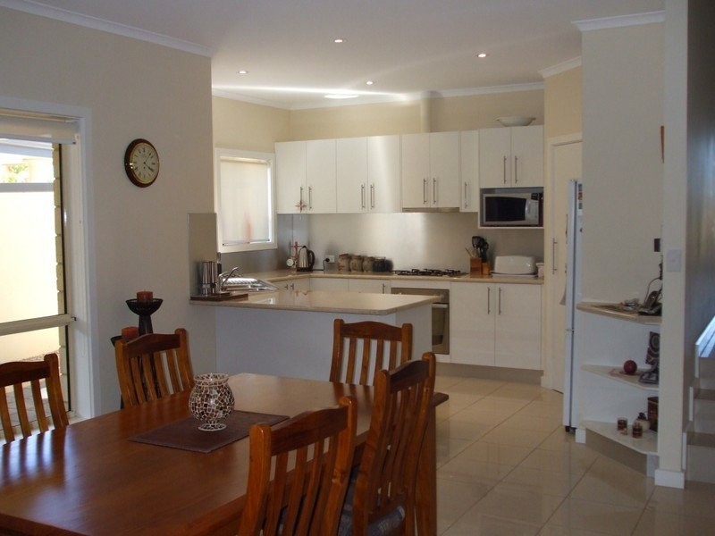 8 Bridge Crescent, Port Lincoln SA 5606