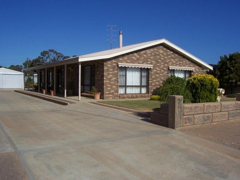 35 Lawrie Street, Tumby Bay SA 5605
