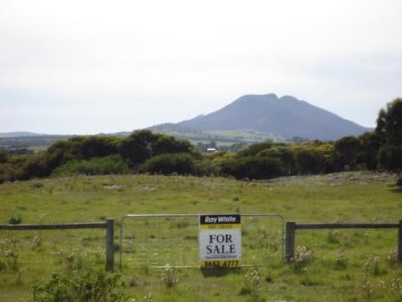 11 Warner Street, Wangary SA 5607