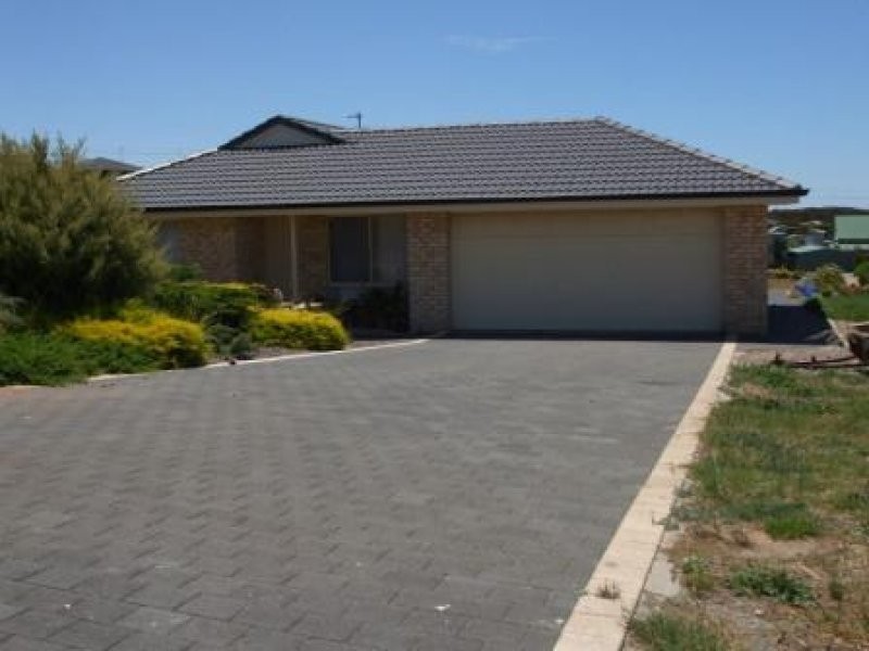 18 Lawson Drive, Port Lincoln SA 5606
