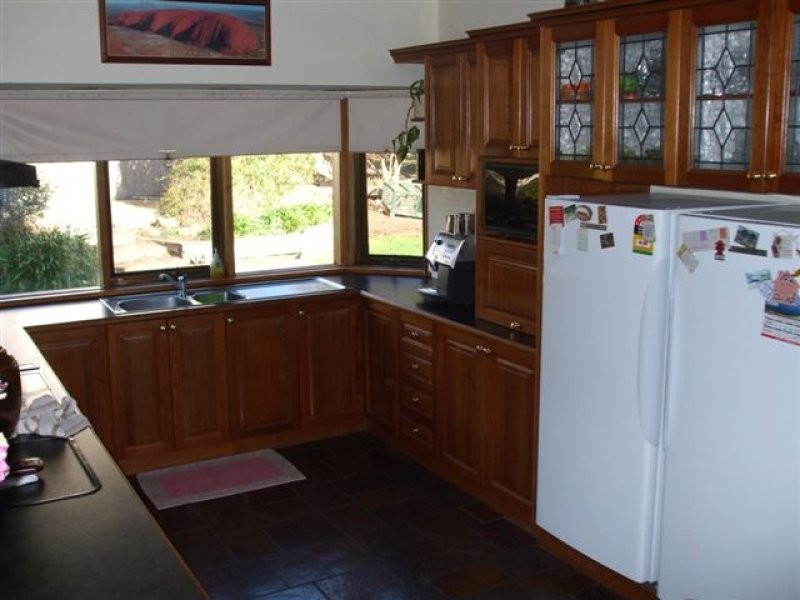 84 Flinders Highway, Port Lincoln SA 5606