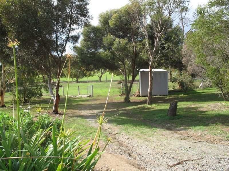 84 Flinders Highway, Port Lincoln SA 5606