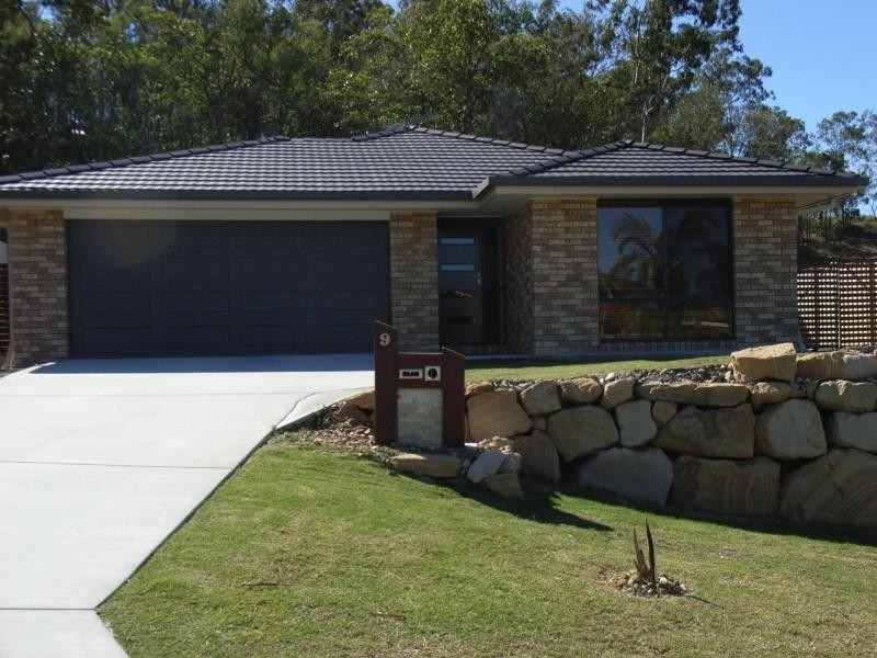 9 Breeze Crt, Mount Warren Park QLD 4207