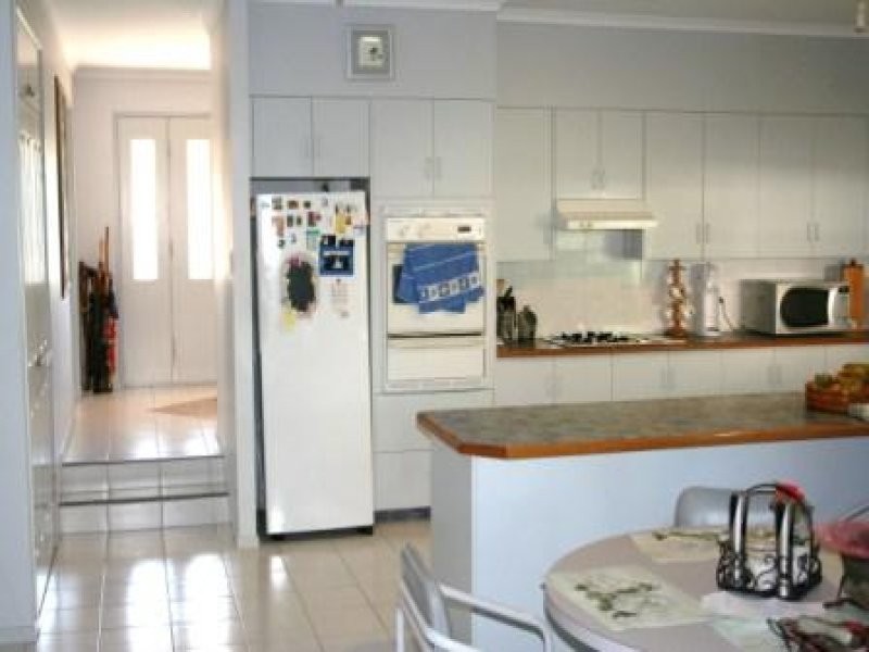11 Threadfin street, Tin Can Bay QLD 4580