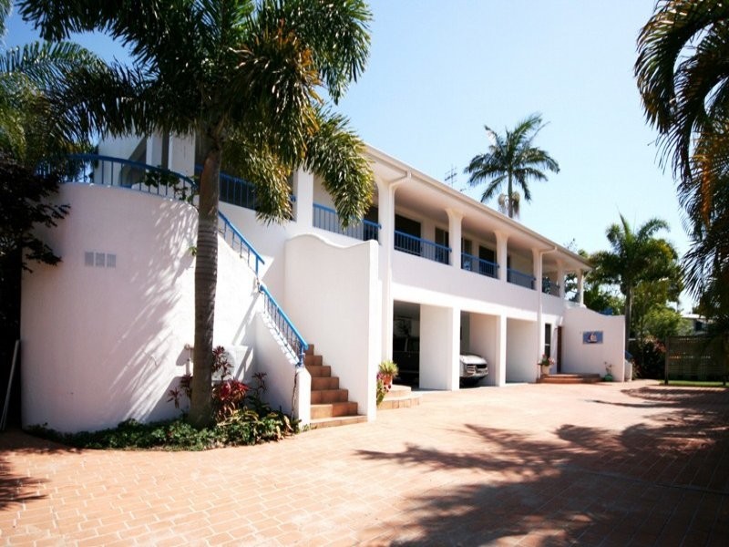 23 Bream st, Tin Can Bay QLD 4580